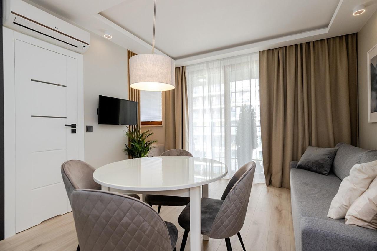 Apartment Wola, Wi-Fi, Smart Lock, Air Condition Warsaw Exterior photo