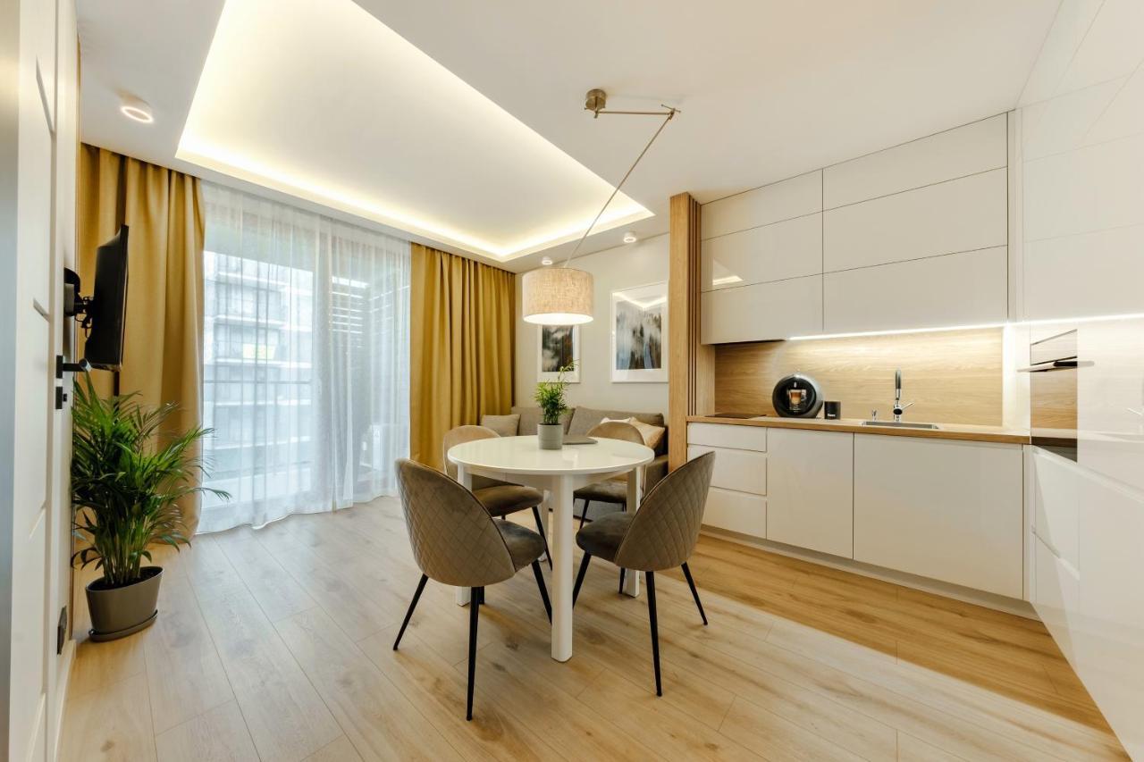 Apartment Wola, Wi-Fi, Smart Lock, Air Condition Warsaw Exterior photo